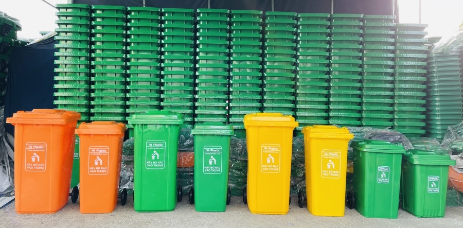 Các loại thùng rác công cộng phổ biến trên thị trường