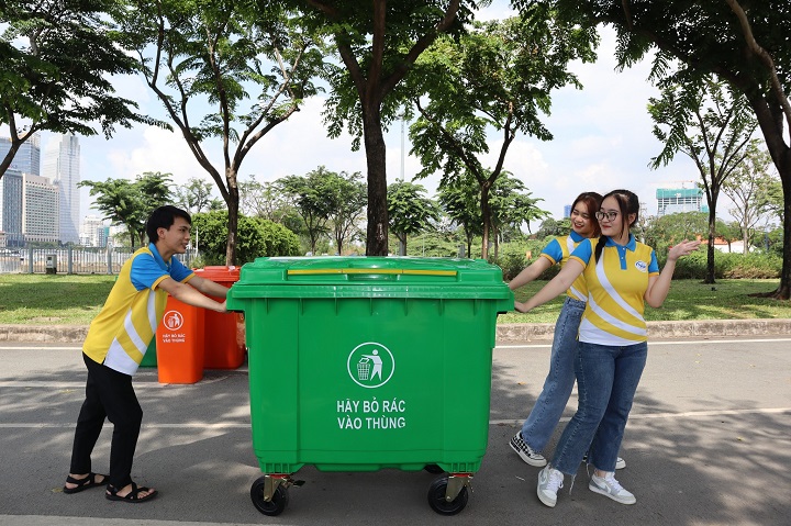 Tiêu chí cần biết khi mua thùng đựng rác công cộng ngoài trời