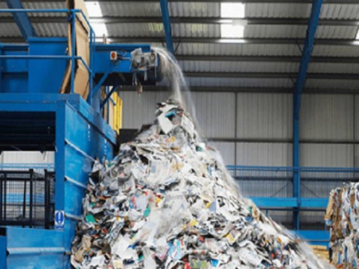 Mức phạt xử lý sai chất thải nguy hại năm 2024