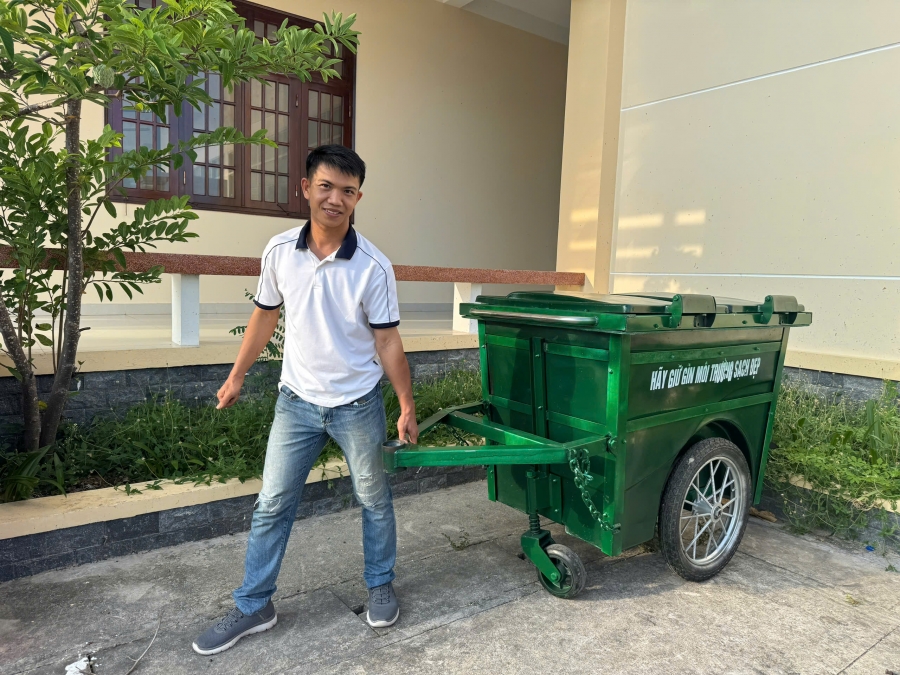 Xe Thu Gom Rác 660 Lít Bánh Hơi