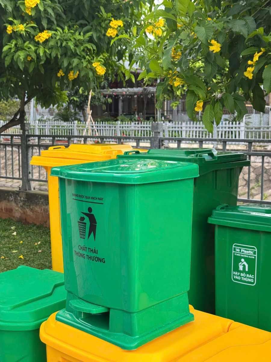 Thùng Rác Y Tế 15 Lít