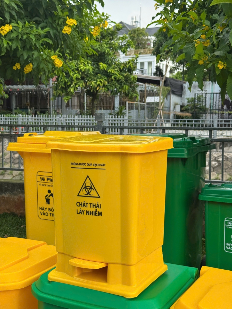 Thùng Rác Y Tế 15 Lít