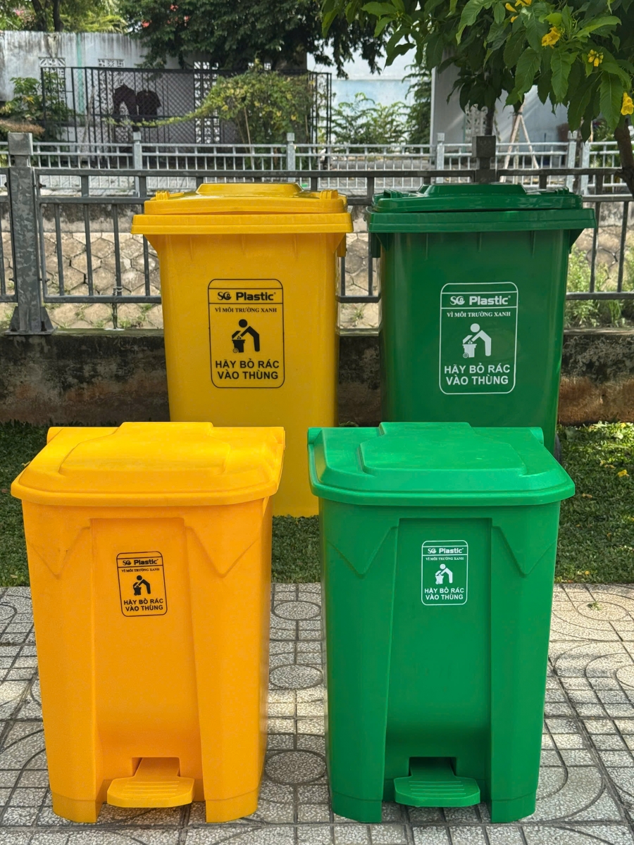 Thùng rác nhựa 50 lít đạp chân