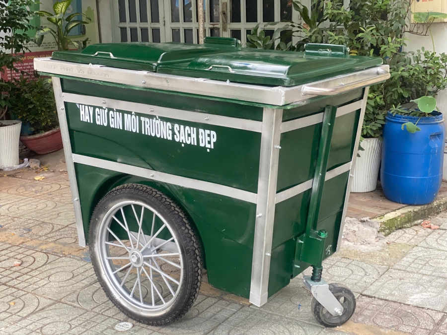 Thùng Rác Composite 660L Bánh Hơi