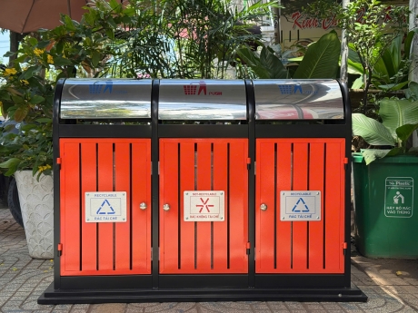 Thùng Rác Phân Loại 3 Ngăn