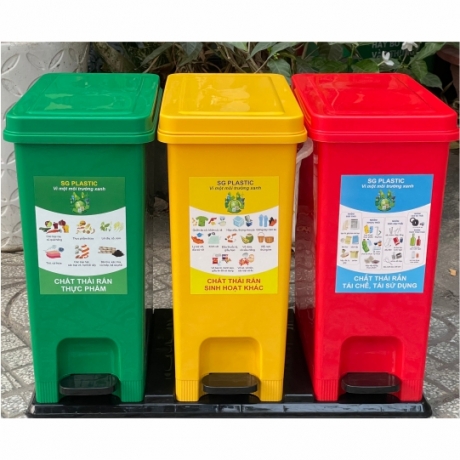 Thùng rác nhựa 3 ngăn phân loại rác